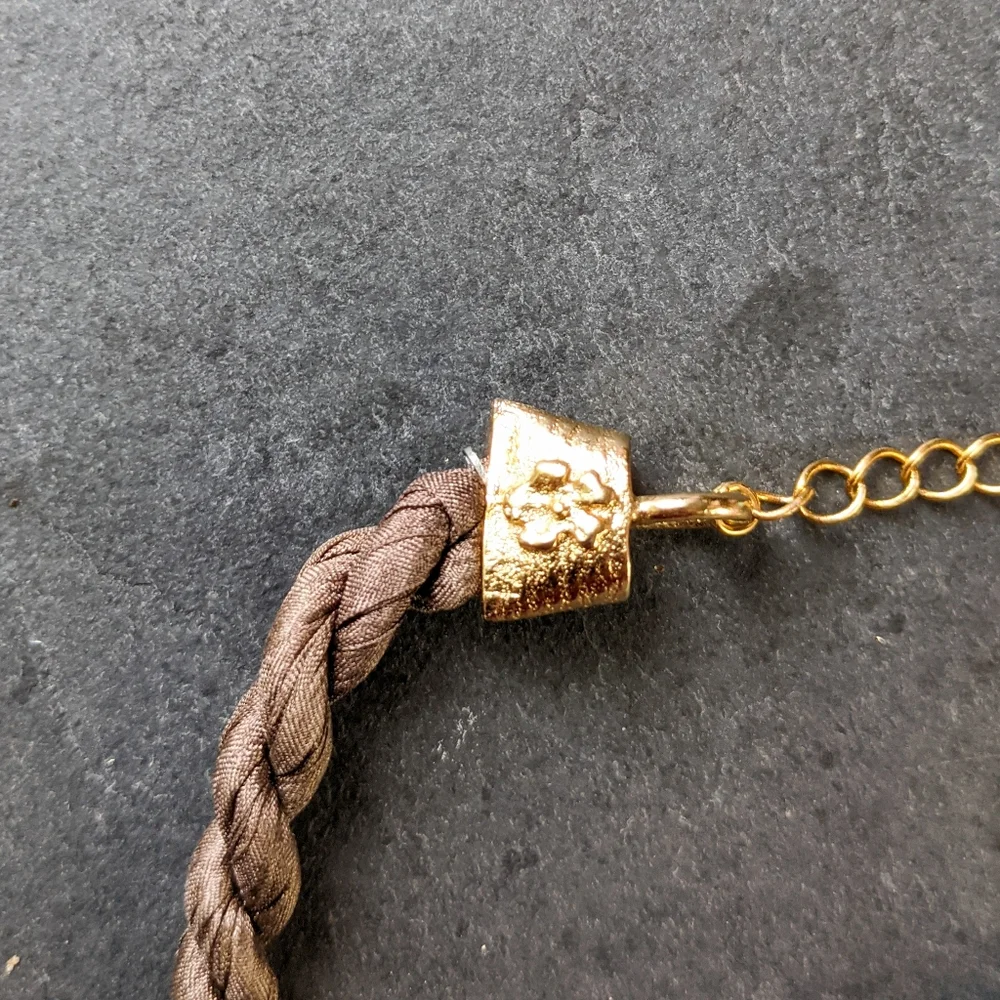 💥3 for $30💥 NWT Annahmol 18k Gold Plated Silk & Stone Bracelet